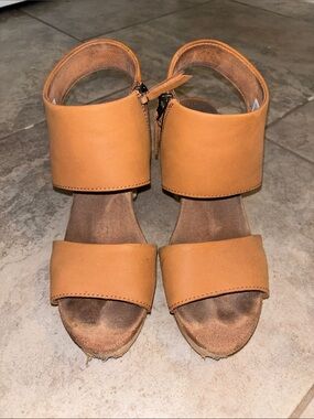 Toms | Majorca Platform Women’s Block Heel Leather Sandals - 7.5